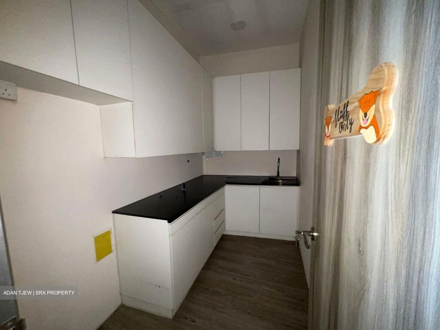 Sembawang Hills Estate (D20), Shop House #565736391